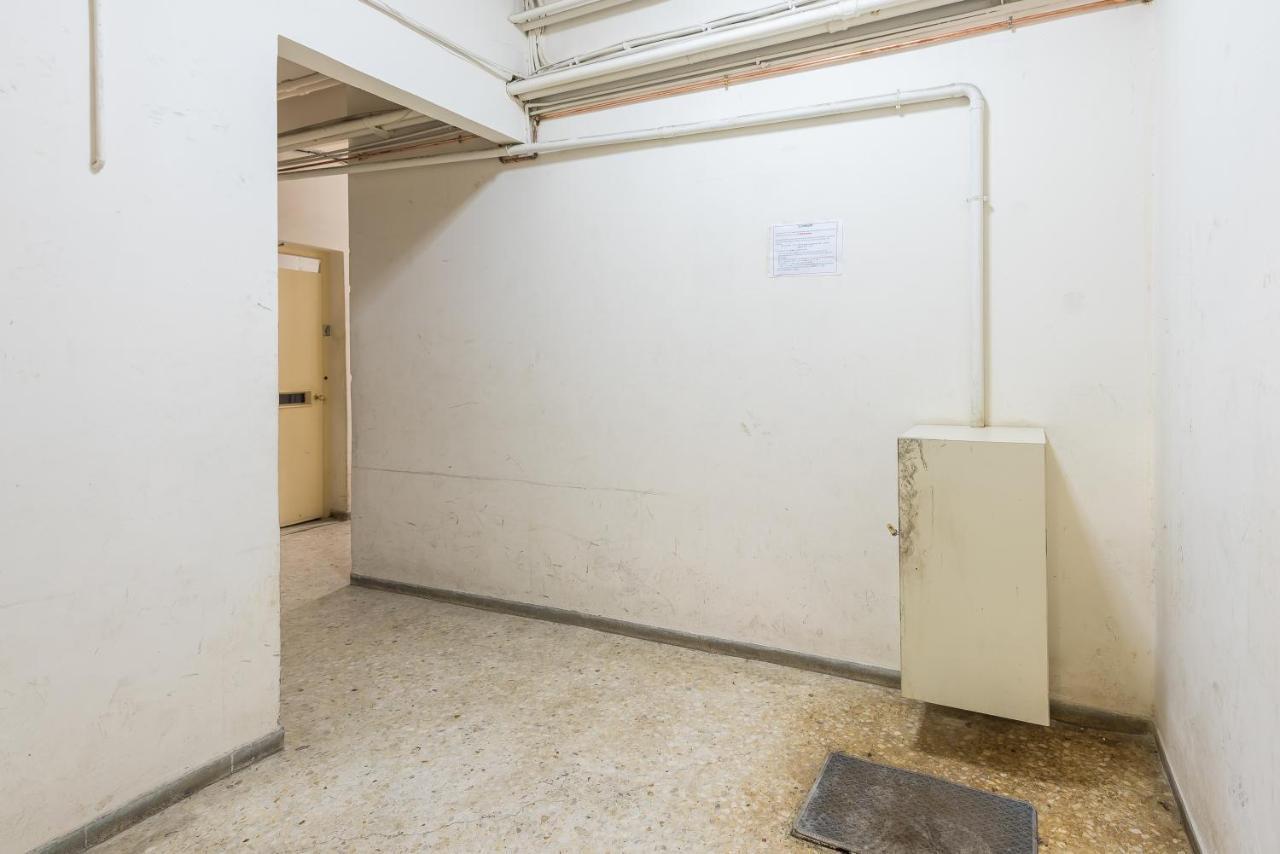 Apartment At Megaro Mousikis St Semi Basement 1Bed 2 Pers Athen Exterior foto